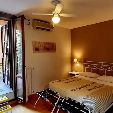 Sweet Saragozza Apartment *